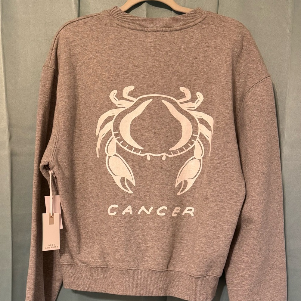 GOOD AMERICAN
Oversize Zodiac Crewneck Graphic Sweatshirt In Cancer